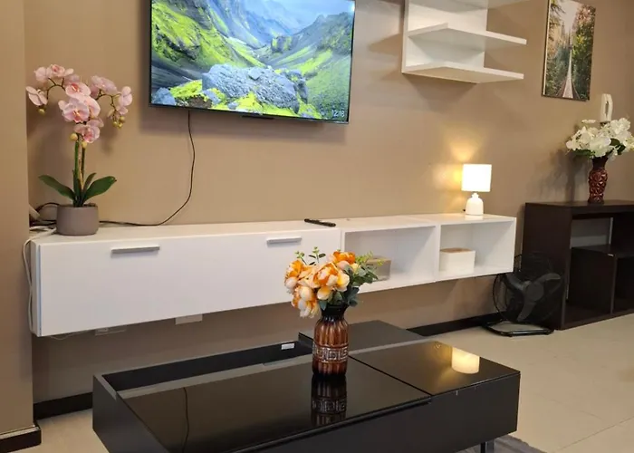 Vast Space 1br -40sqm -parking -moa,picc,wtc,ccp,airport *