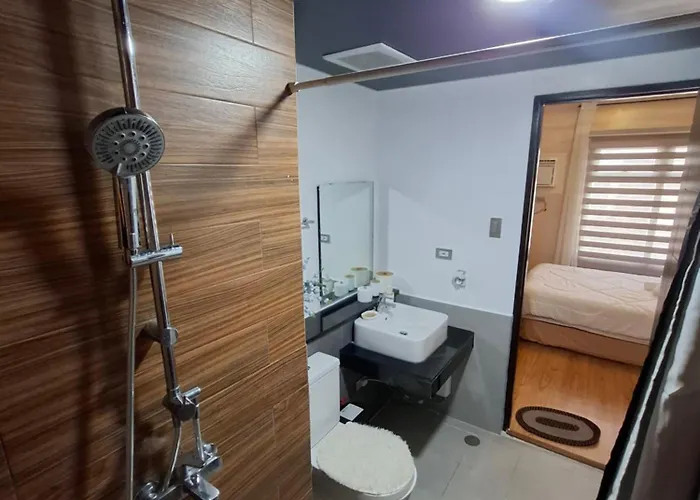 Vast Space 1br -40sqm -parking -moa,picc,wtc,ccp,airport Manila
