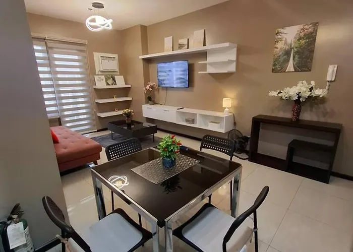Vast Space 1br -40sqm -parking -moa,picc,wtc,ccp,airport *